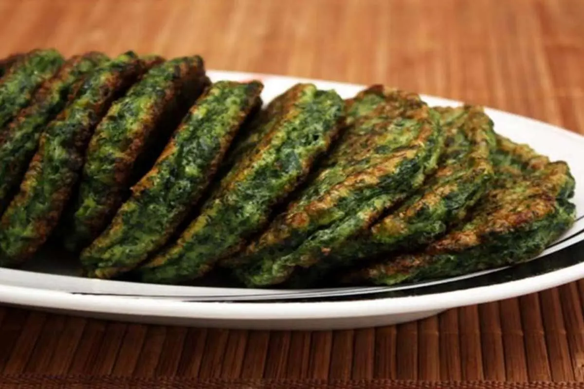 طرز تهیه کوکو اسفناج، سالم و ساده