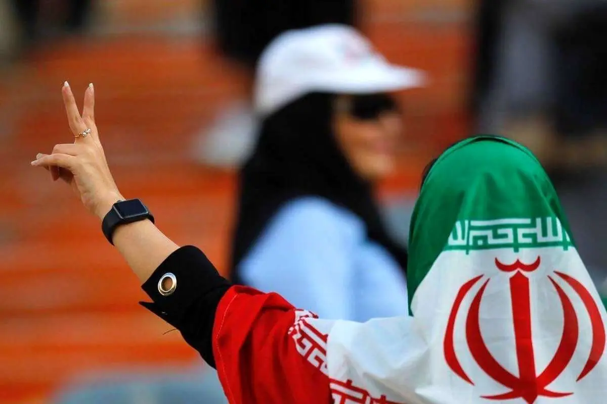 (ویدئو) ممانعت از ورود زنان به ورزشگاه امام رضا(ع)
