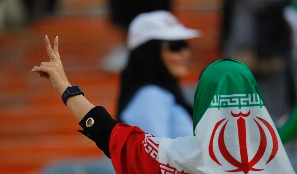 (ویدئو) ممانعت از ورود زنان به ورزشگاه امام رضا(ع)