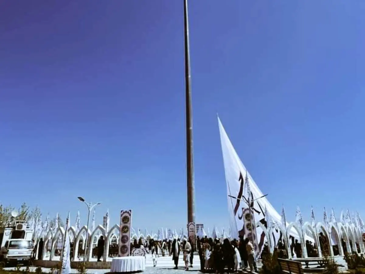 (ویدئو) طالبان رسما پرچم افغانستان را عوض کردند!