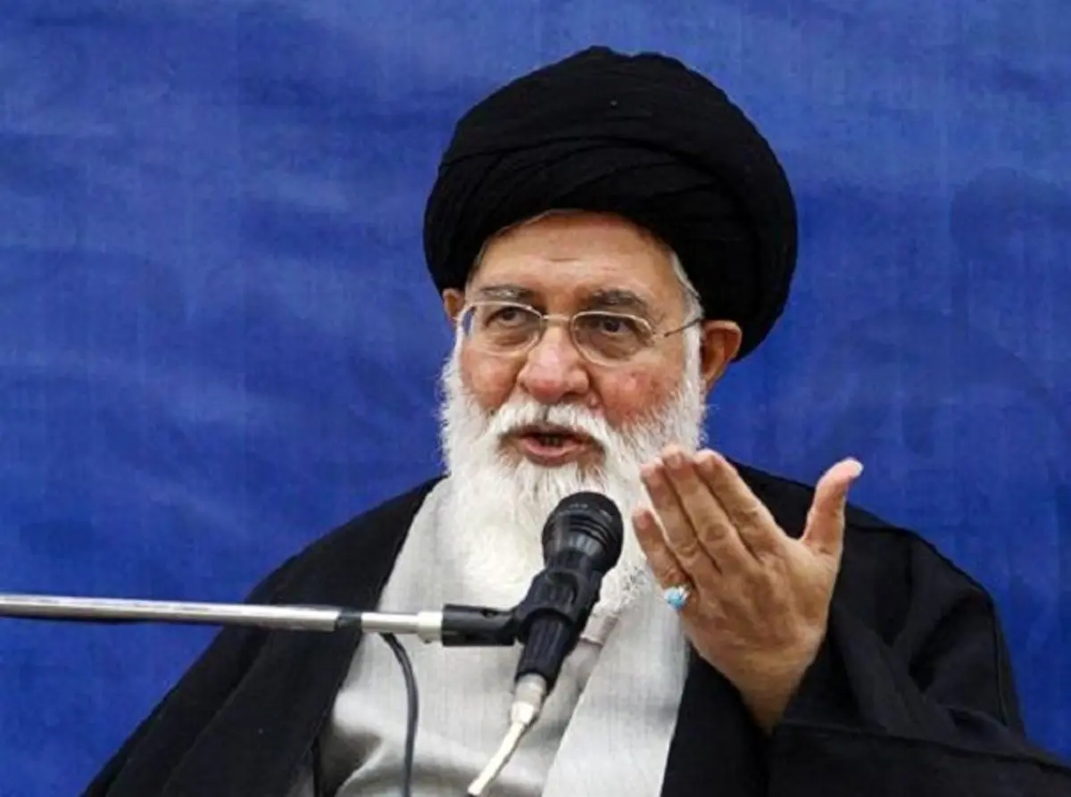 علم الهدی: مردم آزاداند، اما در اجتماع نباید حرام صورت گیرد