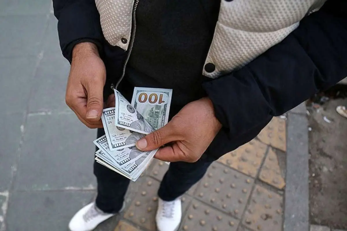 پیشبینی قیمت دلار امروز ۱۴ فروردین ۱۴۰۱