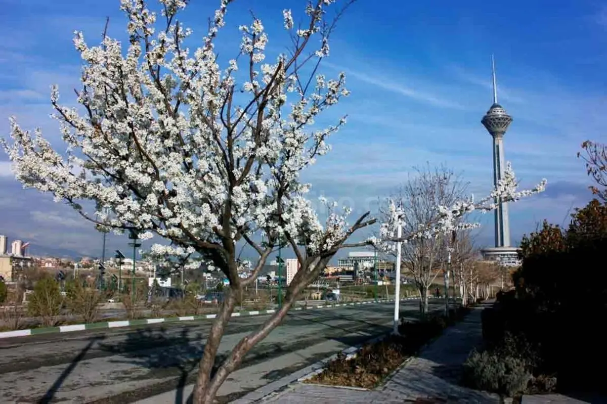 پیش‌بینی وضعیت آب و هوای تهران فردا سه‌شنبه ۲۳ فروردین ۱۴۰۱
