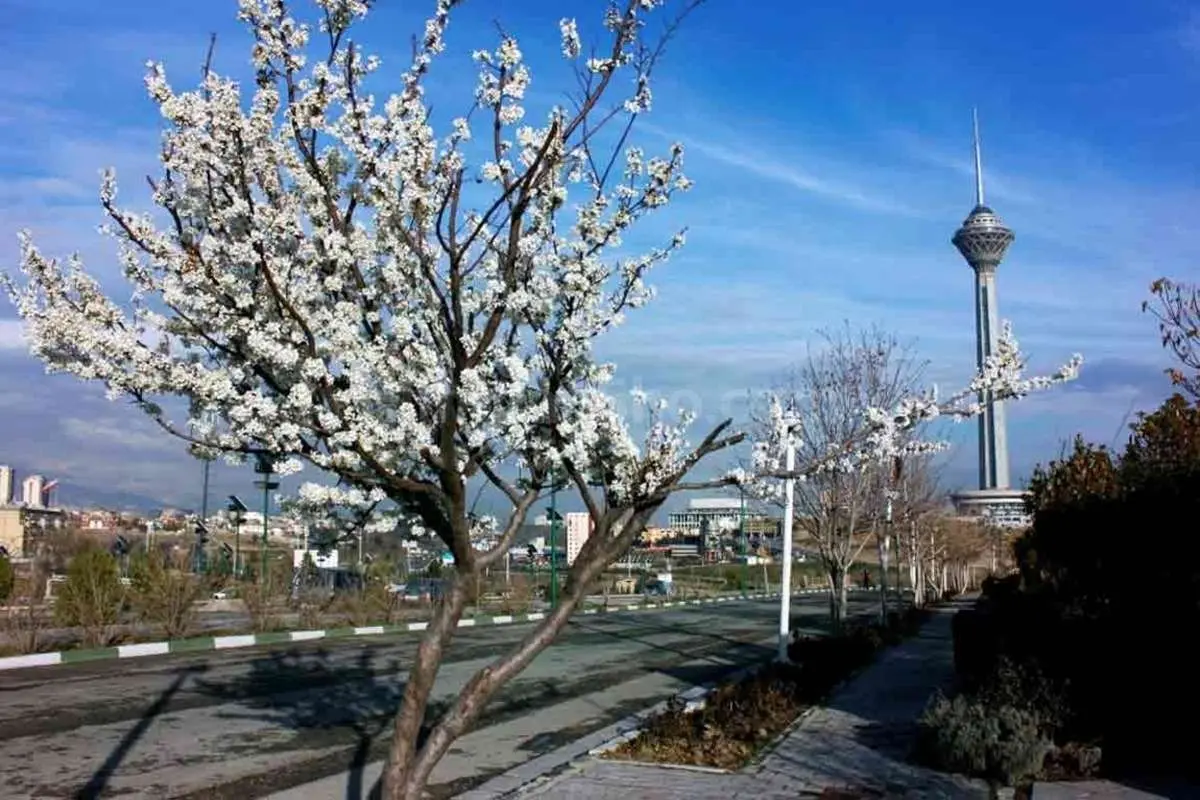 پیشبینی وضعیت آب و هوای تهران فردا سهشنبه ۲۳ فروردین ۱۴۰۱