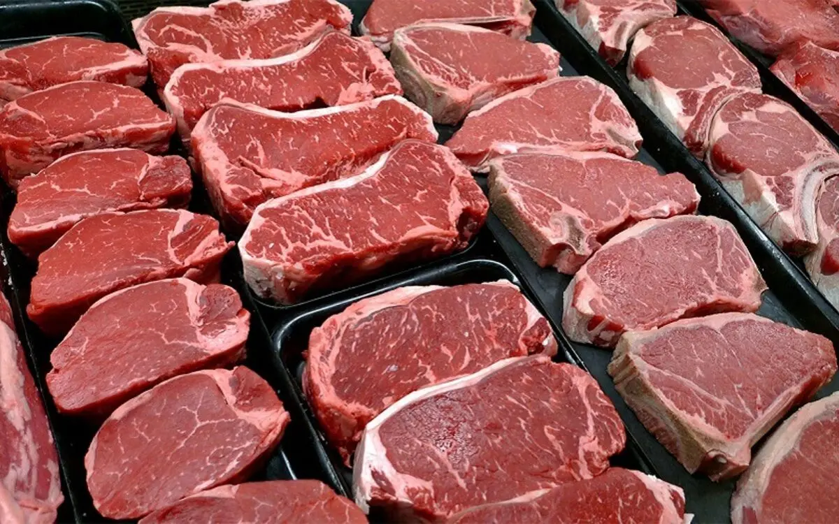 قیمت گوشت؛ سبقت نصف و نیمه گوساله از گوسفند