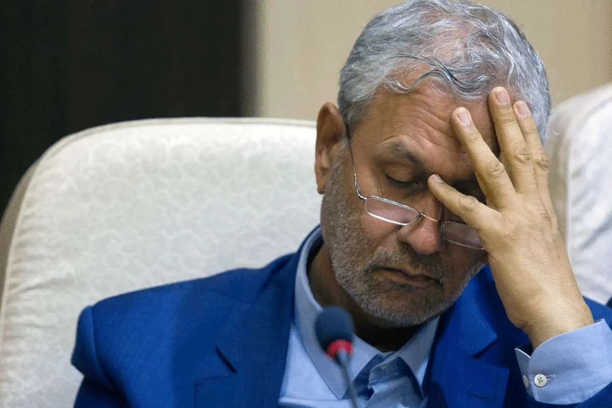 علی ربیعی: حالا که روحانی نیست به چه کسی ناسزا گفته میشود؟