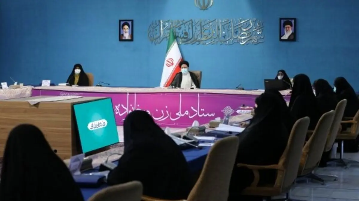 رئیسی:‌ دشمن به موضوع زن و خانواده هجوم آورده است