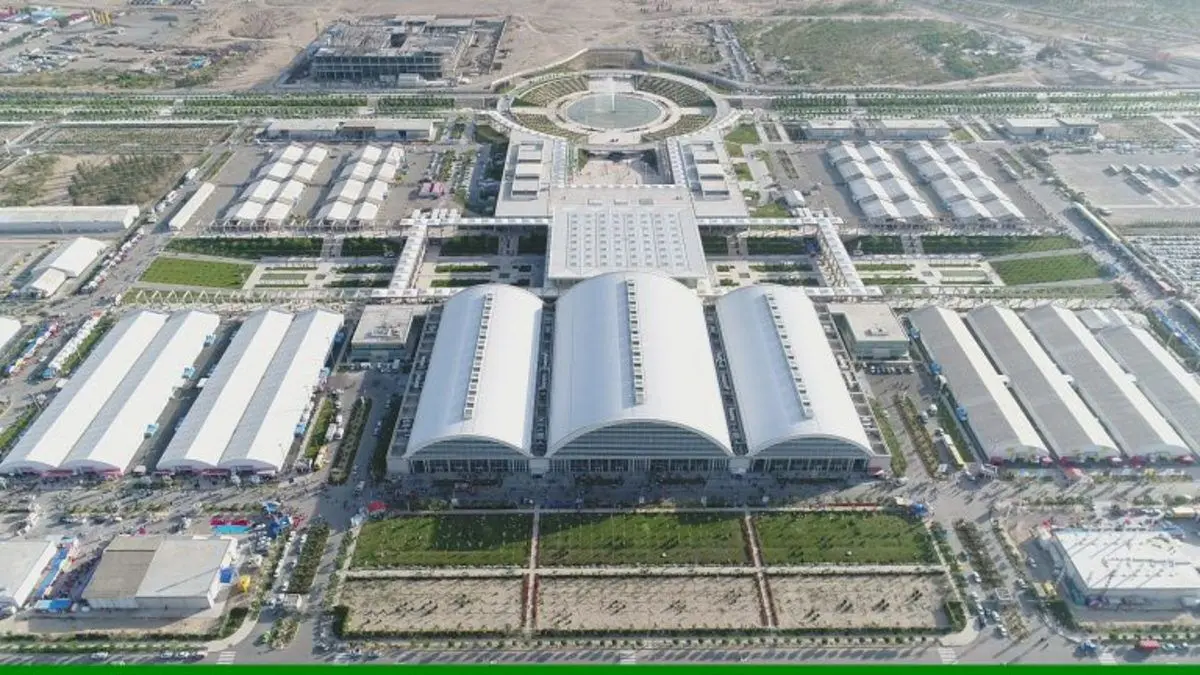 شهر یخ‌زده در حومه پایتخت