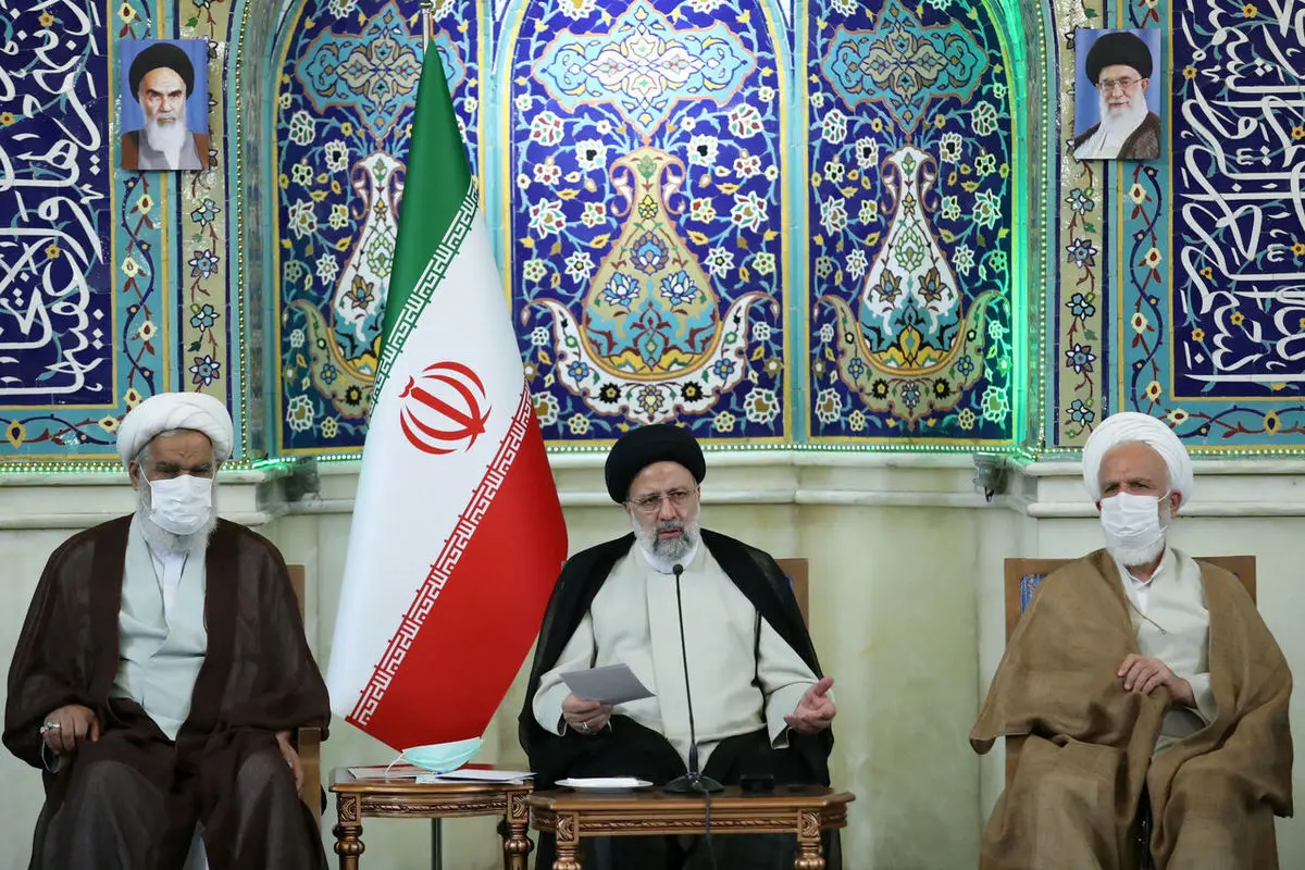 رئیسی در نشست هم‌اندیشی با روحانیون: محکوم به موفقیت هستم