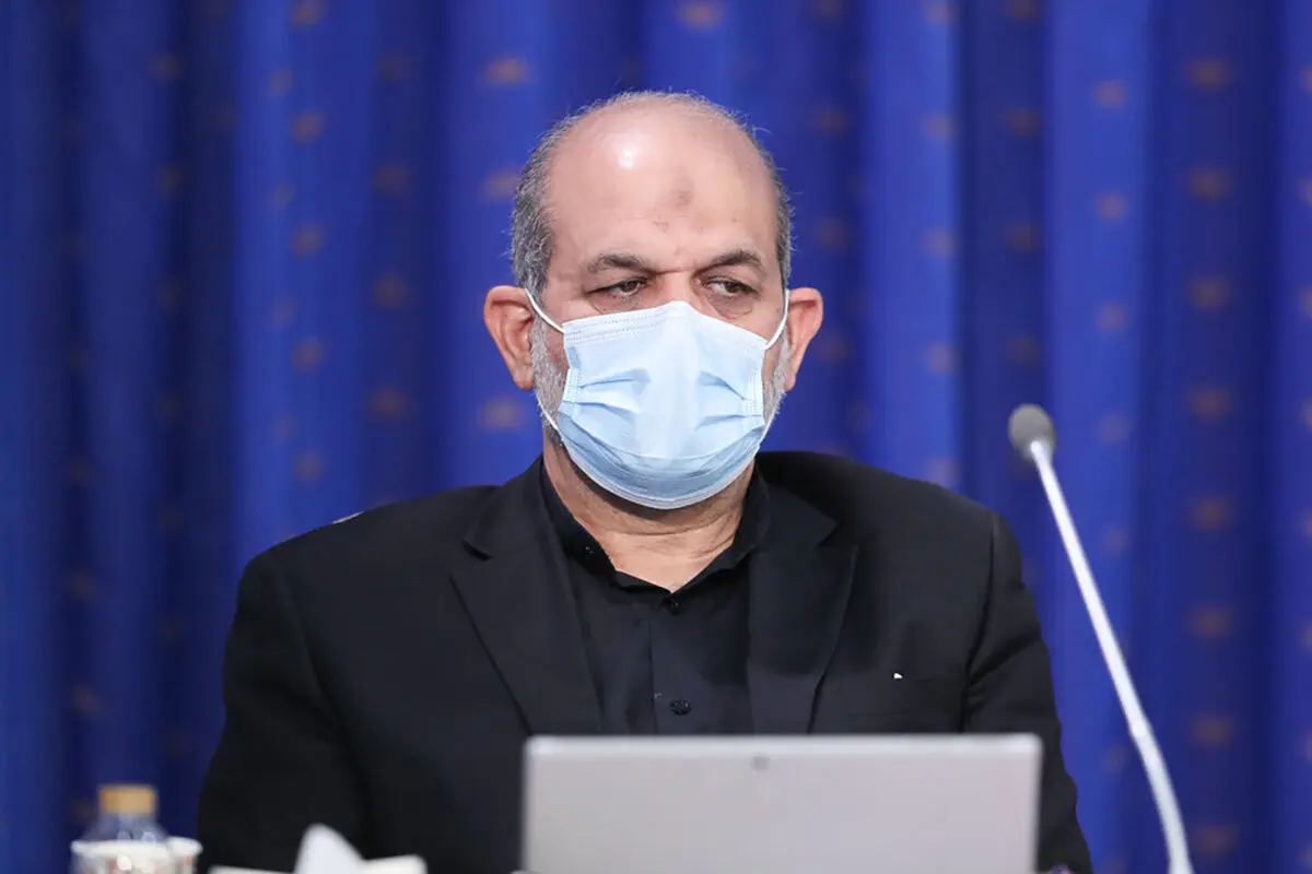وزیر کشور:
اجرای پتروشیمی میانکاله متوقف می‌شود