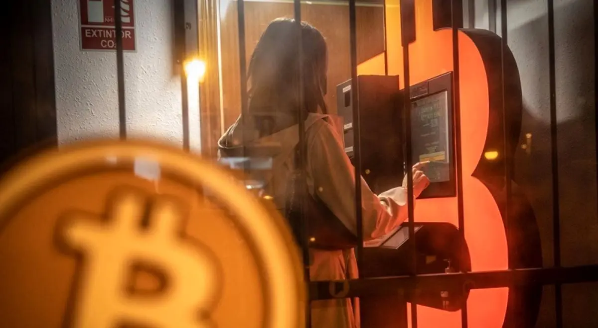 بیت‌کوین و اتریوم؛ یک ماه در جهنم