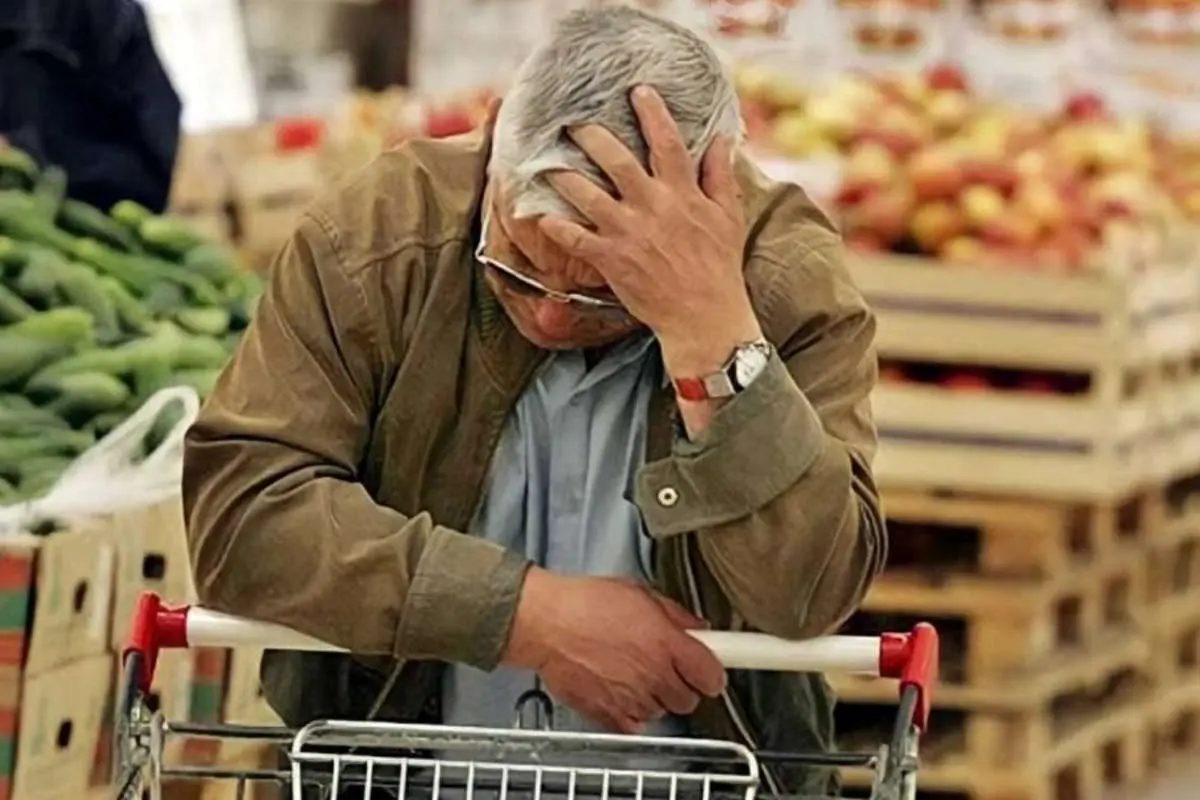 قیمت کالاهای اساسی در فروردین ماه چقدر تغییر کرد؟