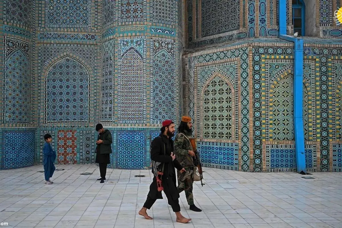 (ویدئو) ۱۱ تُن کمک ایران به طالبان تحویل داده شد