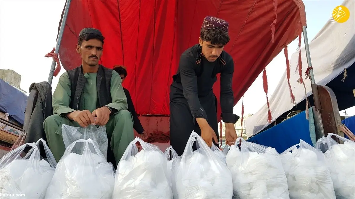 (تصاویر) فروشندگان برف در افغانستان