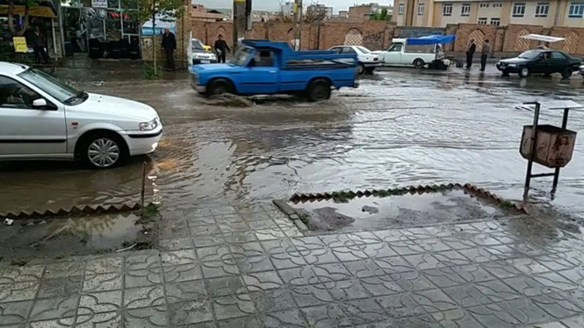 وضعیت آب و هوا امروز جمعه ۹ اردیبهشت ۱۴۰۱؛ رگبار باران در اکثر استان‌های کشور