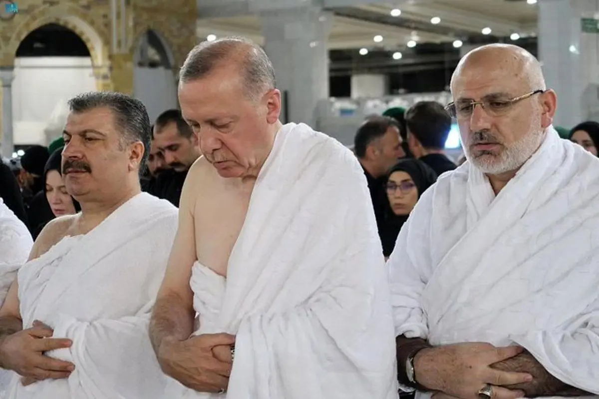 (ویدئو) اردوغان با لباس احرام در مراسم حج عمره