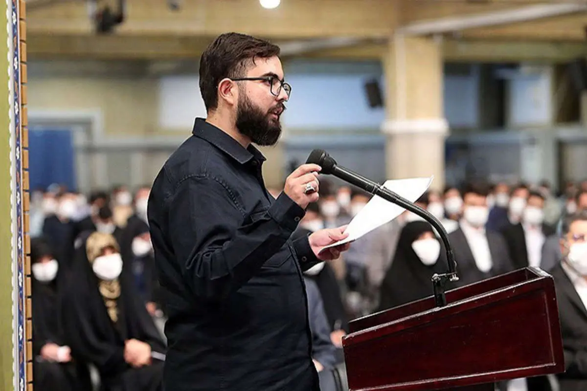 انتقاد روزنامه اصولگرا از برخی دانشجویان حاضر در دیدار با رهبر انقلاب