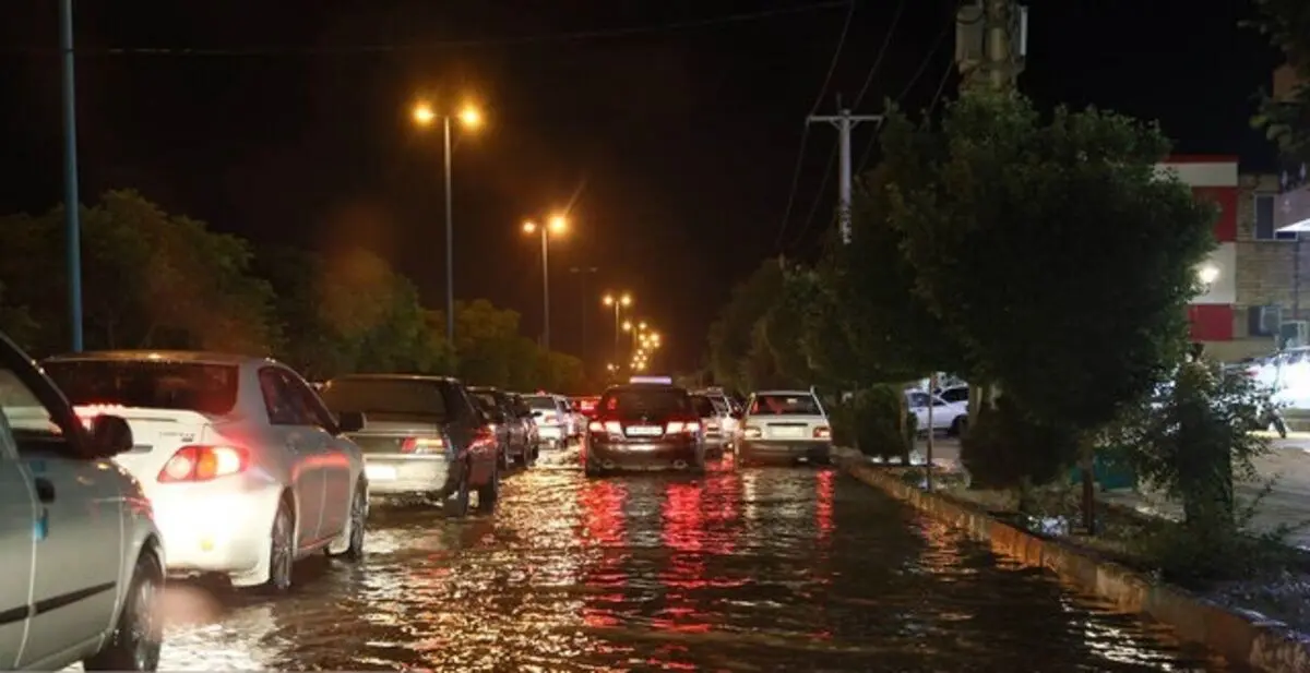 سیل بند یزد شکست؛ تعطیلی مدارس در یزد و زارچ