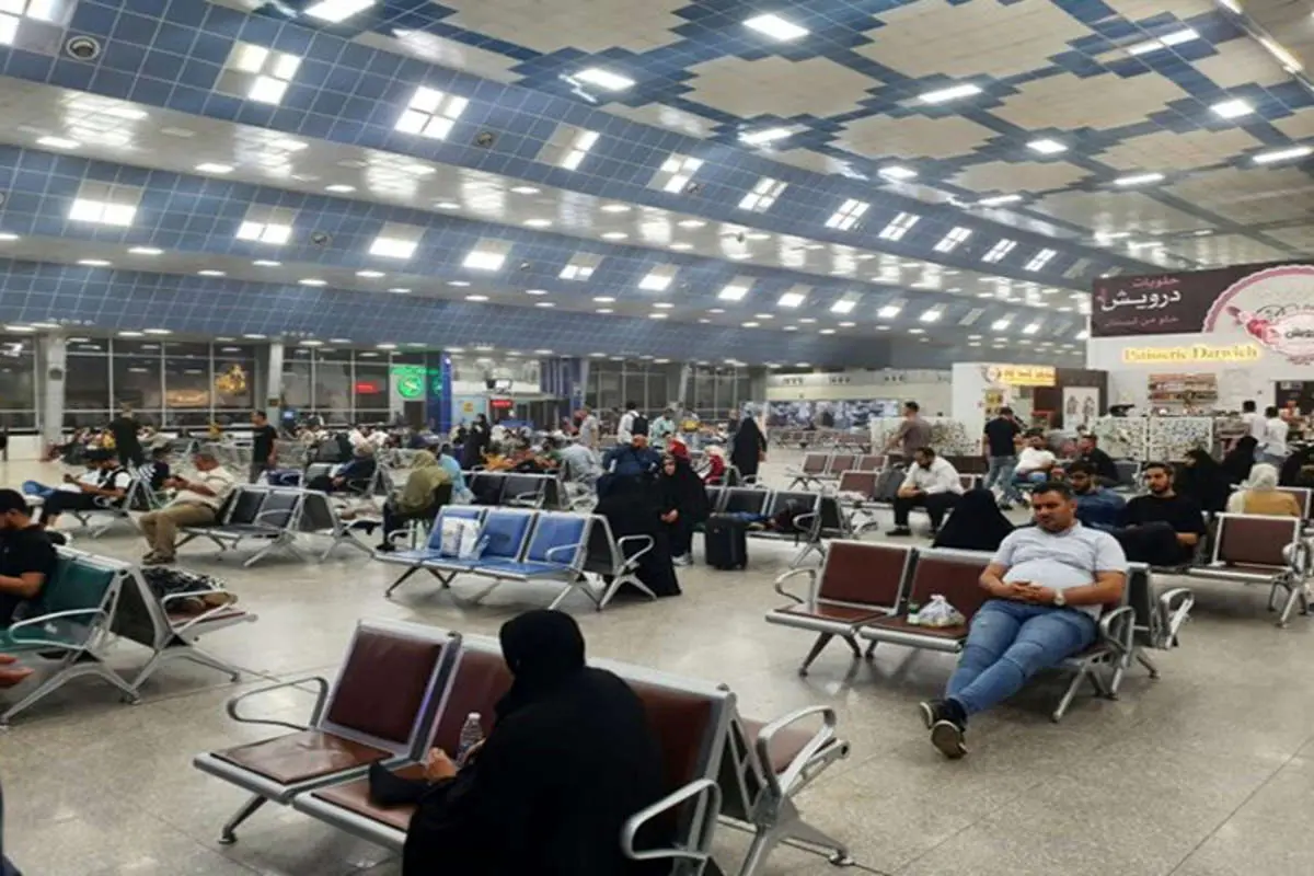 سرگردانی ۱۳ ساعته مسافران ایرانی بعد از لغو پروازها در نجف