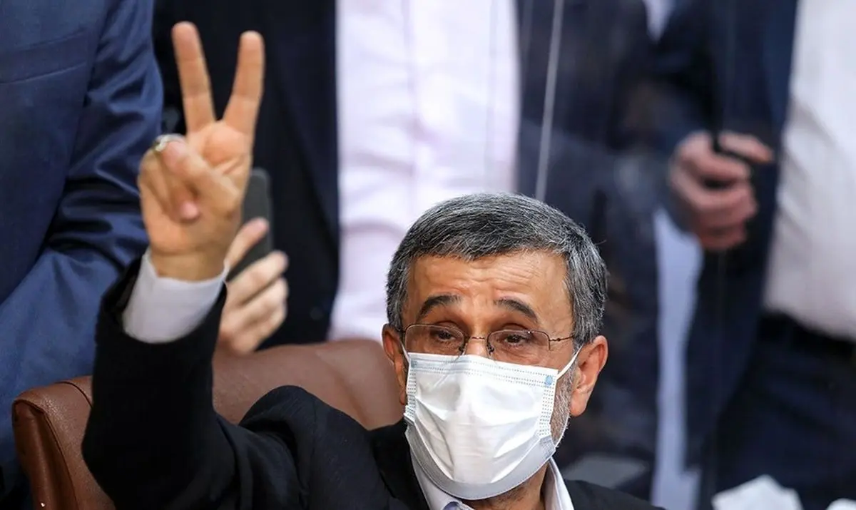(تصاویر) قدردانی از احمدی‌نژاد به مناسبت روز معلم
