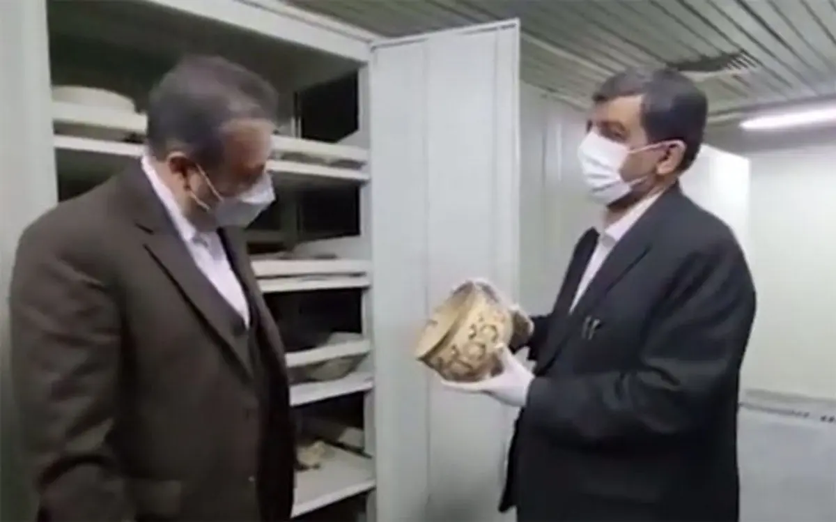 (ویدئو) اقدام عجیب ضرغامی در برخورد با اثر ۴۵۰۰ساله