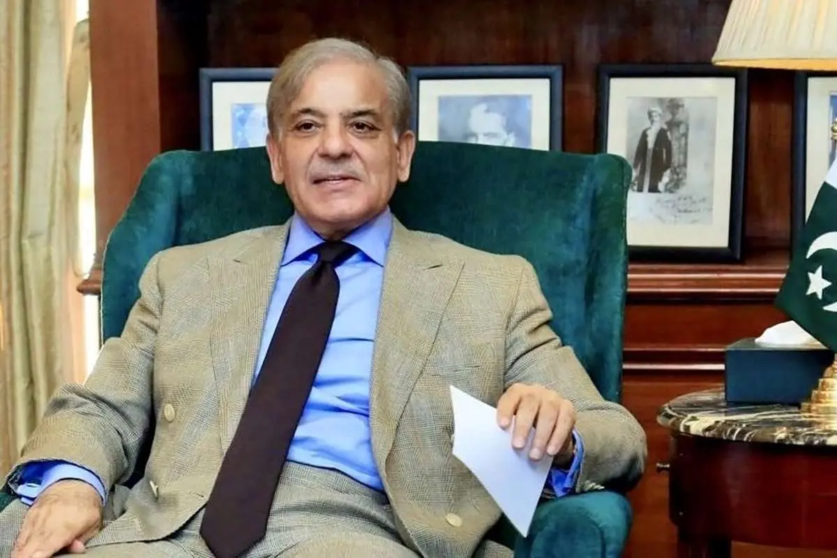 دعوت شهباز شریف از رئیسی برای سفر به پاکستان