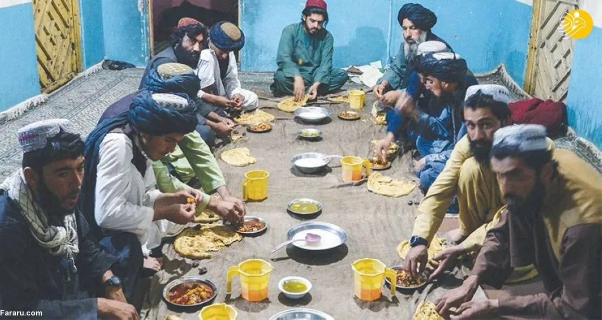 (تصاویر) افطاری جنگجویان طالبان