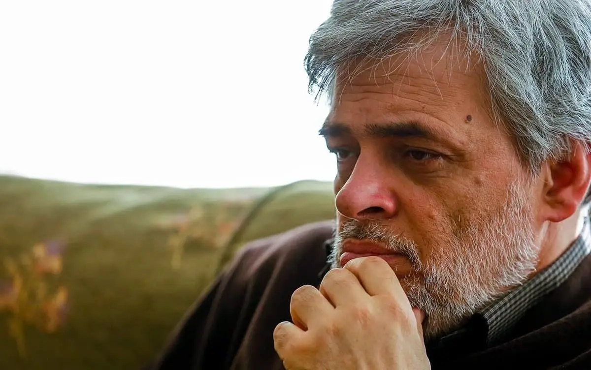 محمد مهاجری: آقای وزیربهداشت! سوراخ دعا را گم کرده‌اید