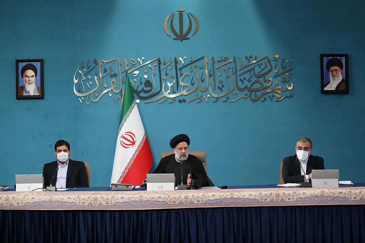 رئیسی: مشکلات فقط با دستور دادن حل نمی‌شود