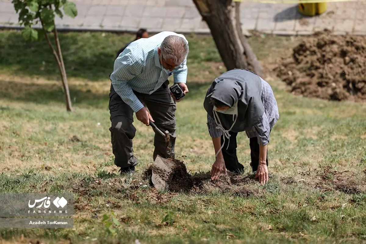 (تصاویر) رانش زمین در حاشیه بزرگراه شهید همت تهران