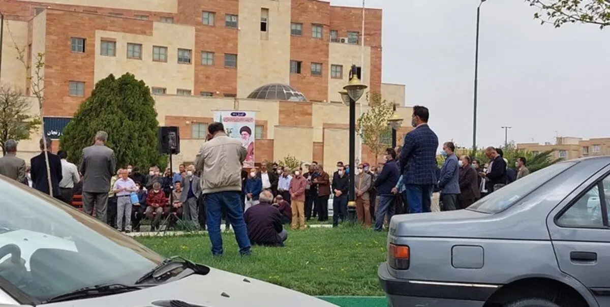 تجمع معلمان؛ «یه سیسمونی کم بشه مشکل ما حل میشه»