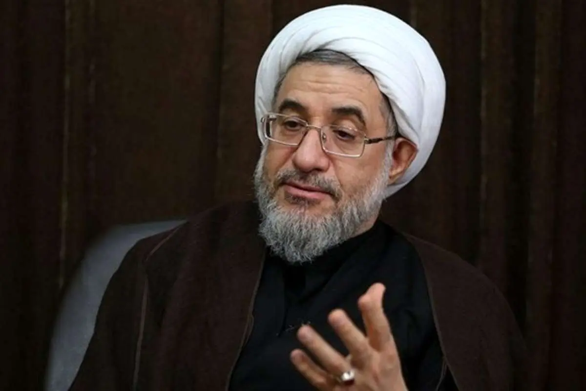 آیتالله اراکی: تصمیمگیران فضای مجازی از هیاهوها نترسند