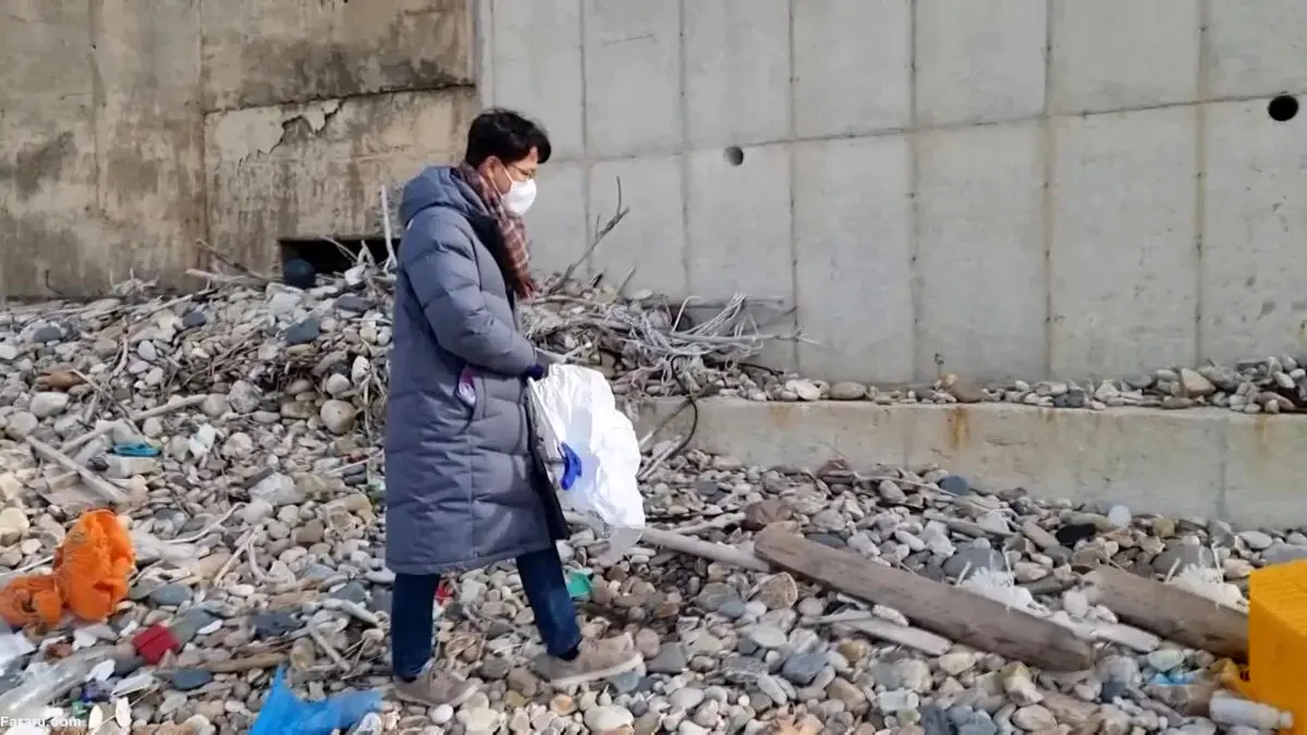 (ویدئو) مطالعه نحوه زندگی در مرموزترین کشور دنیا از روی زباله‌ها