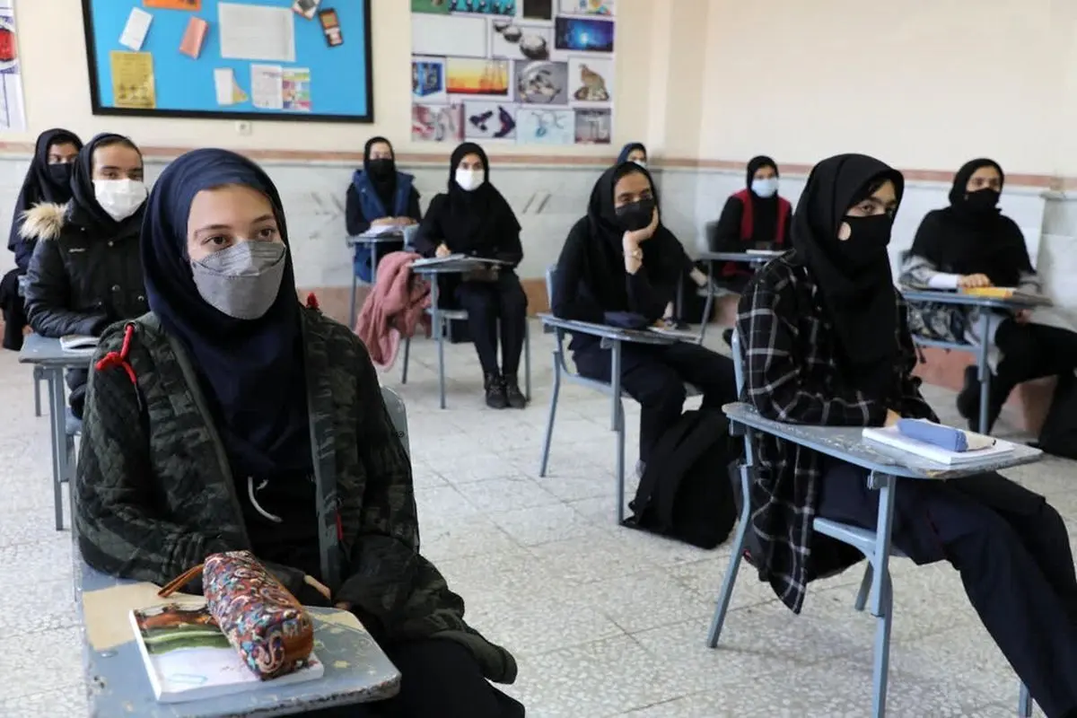 فردا مدارس با دو ساعت تأخیر باز می‌شوند