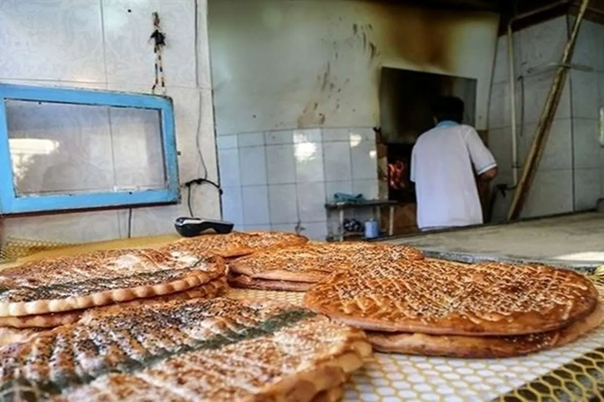 آرد نانواییهای سنتی گران نشده است