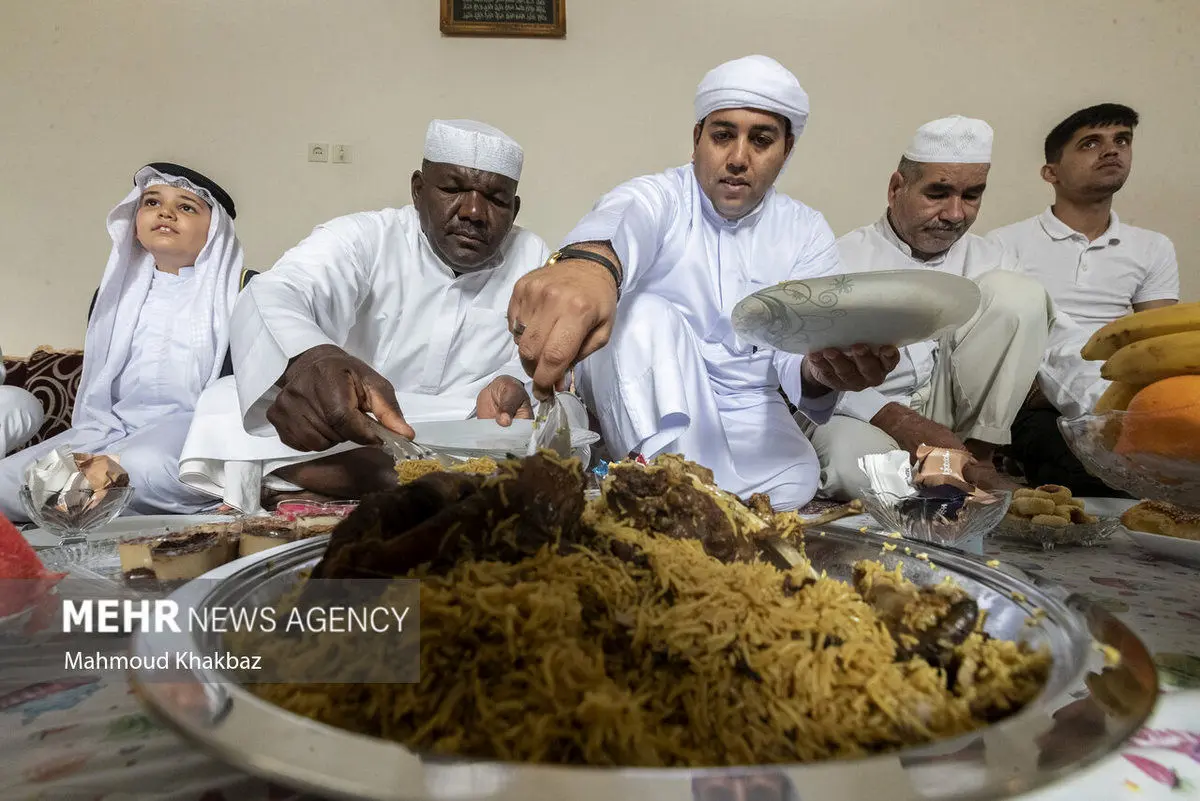 (تصاویر) مراسم دید و بازدید اهل سنت کیش در روز عید فطر
