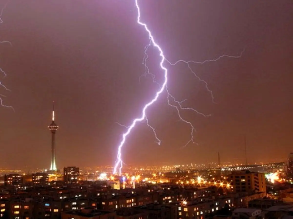 رگبار و رعد و برق در تهران
