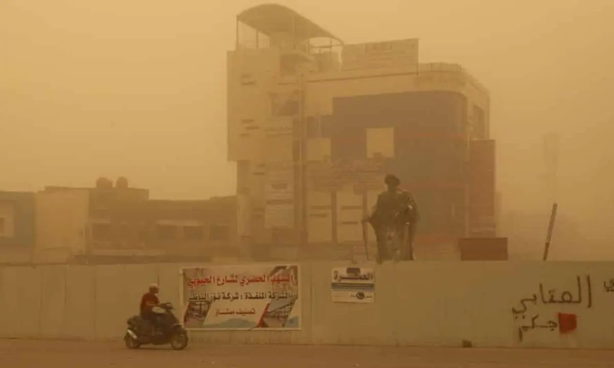 (ویدئو) ۵ هزار مورد خفگی در اثر طوفان گرد و غبار در عراق ثبت شد