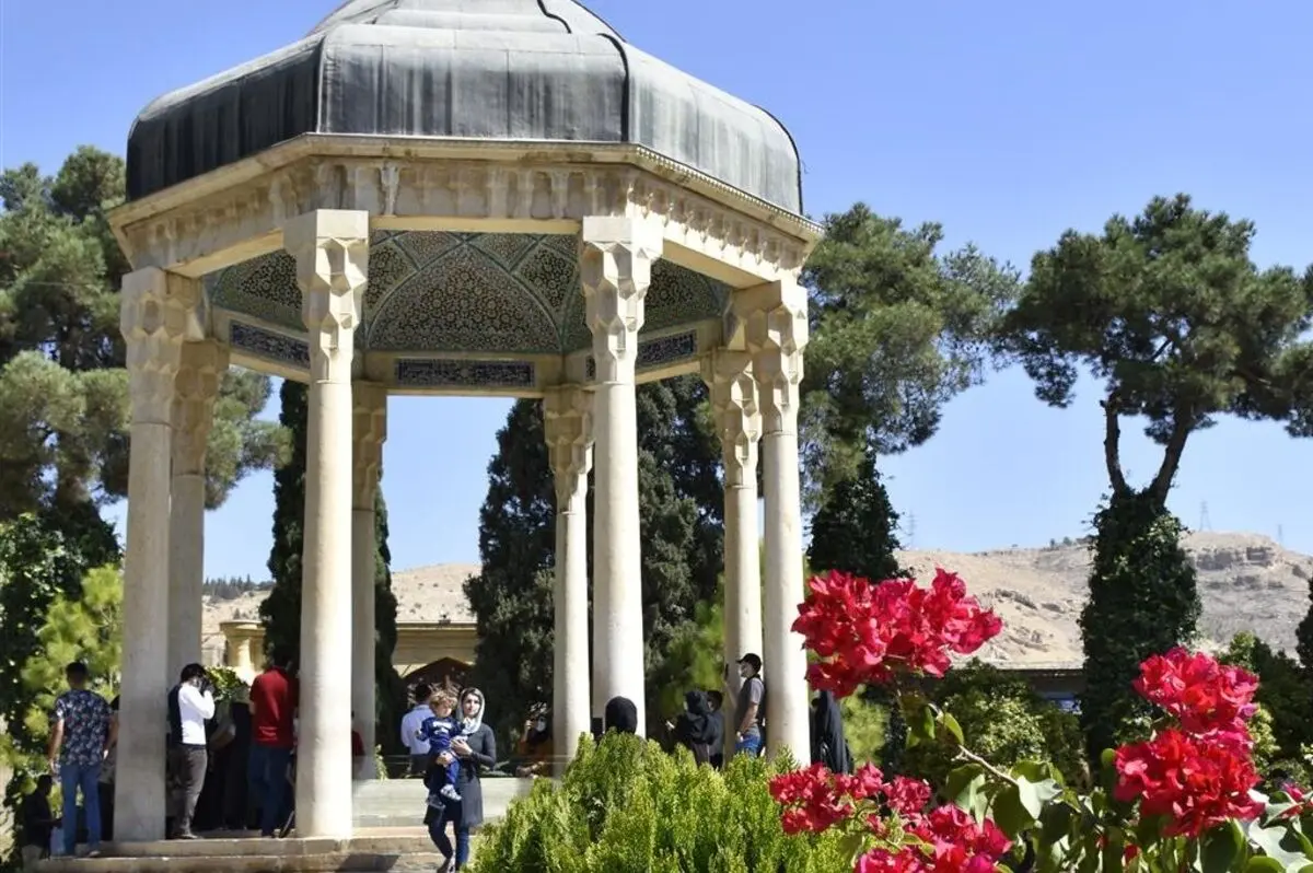تفال به حافظ ۱۷ اردیبهشت ماه ۱۴۰۱