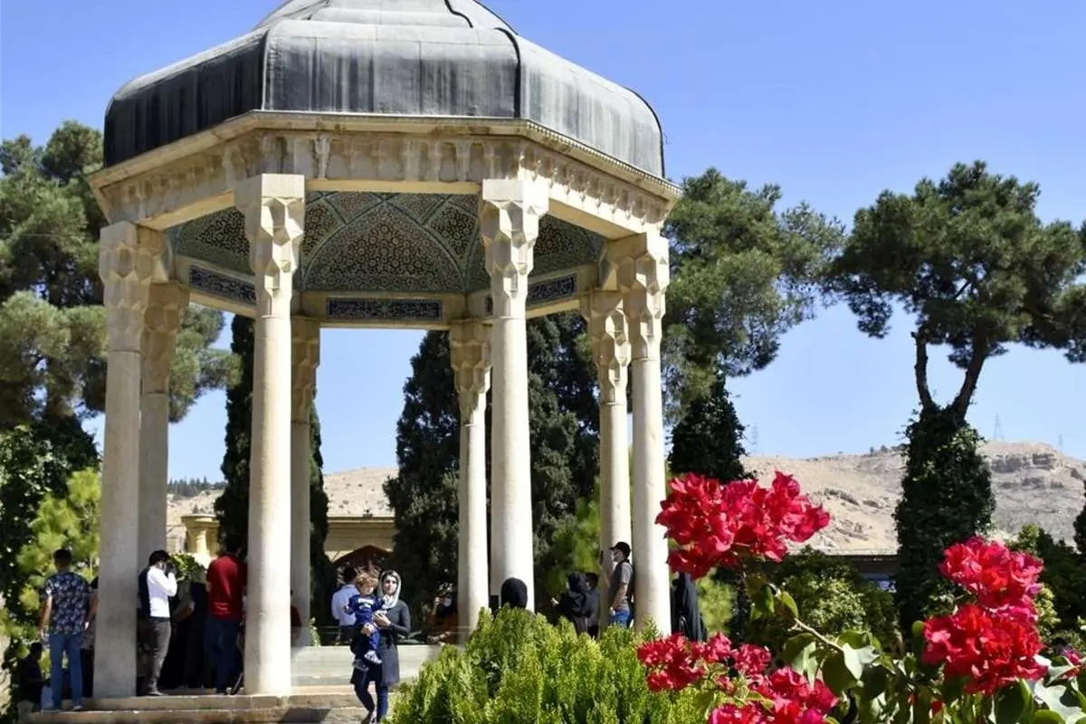 تفال به حافظ ۱۷ اردیبهشت ماه ۱۴۰۱