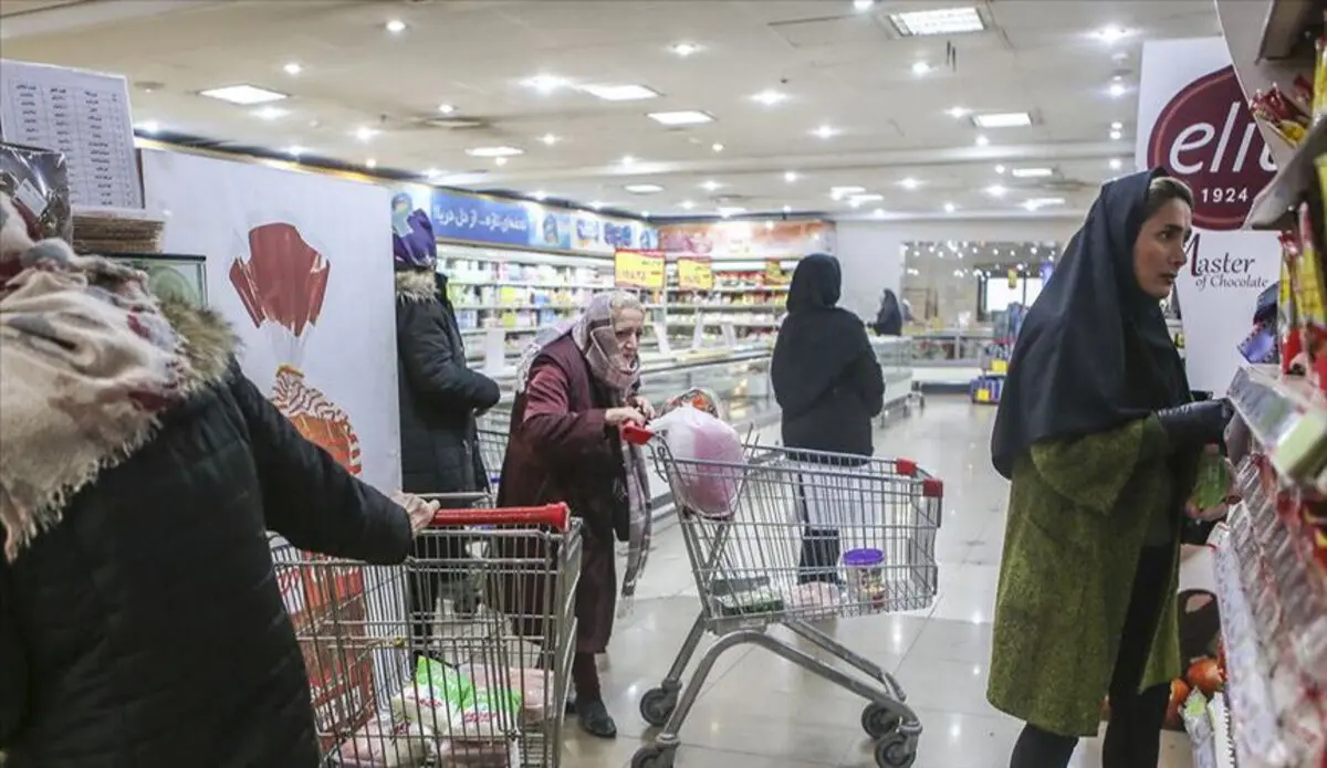 کیهان به دولت: اول توضیح بدهید، بعد فشار بیاورید!