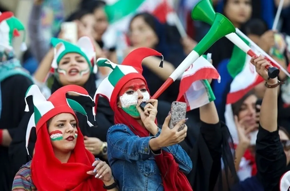 توضیح درباره «ورود زنان به ورزشگاه‌ در مشهد»