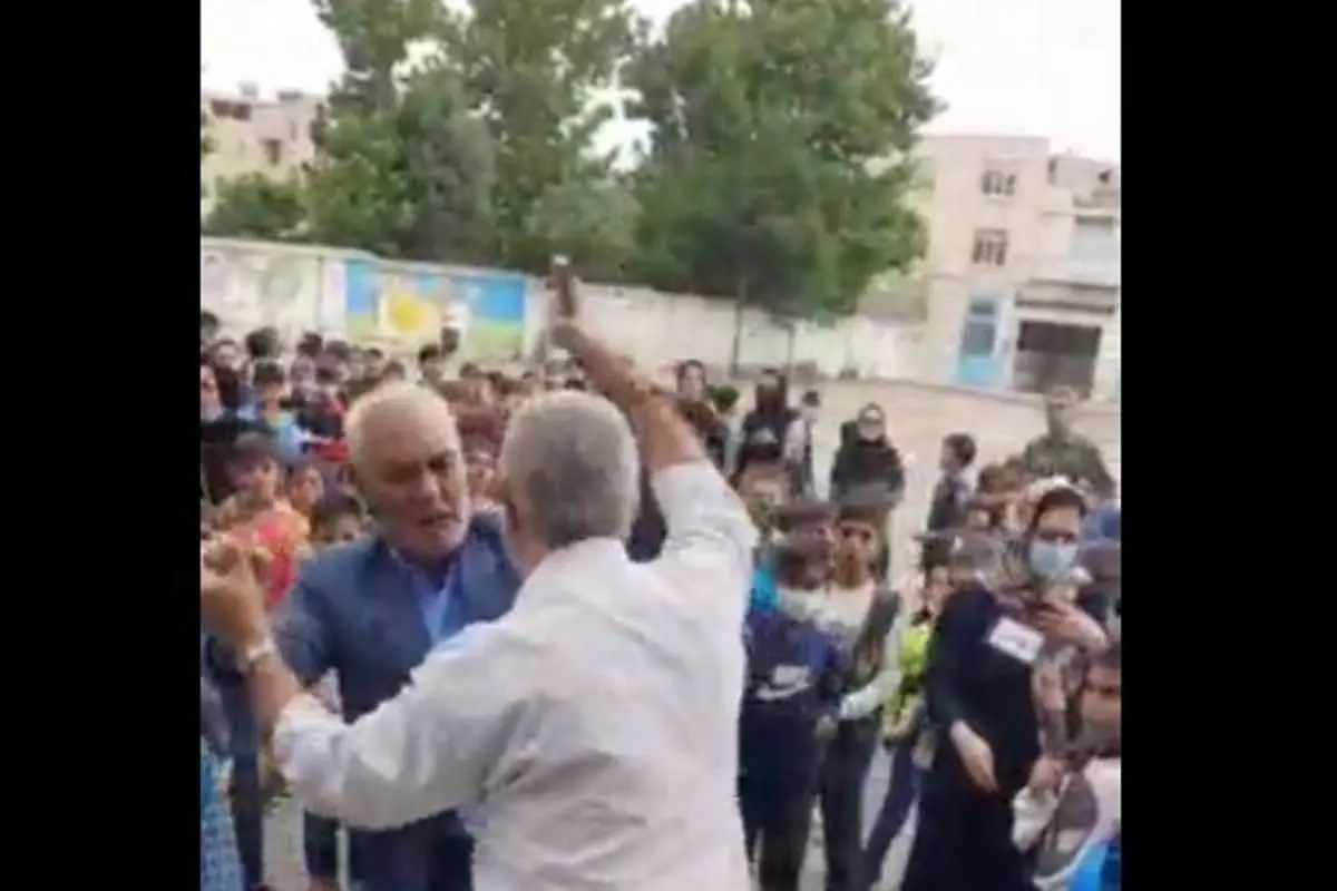 (ویدئو) کتک خوردن ناظم مدرسه از پدر یکی از دانش آموزان