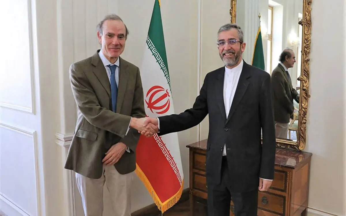 انریکه مورا با باقری دیدار کرد