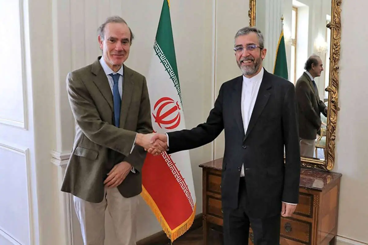 انریکه مورا با باقری دیدار کرد