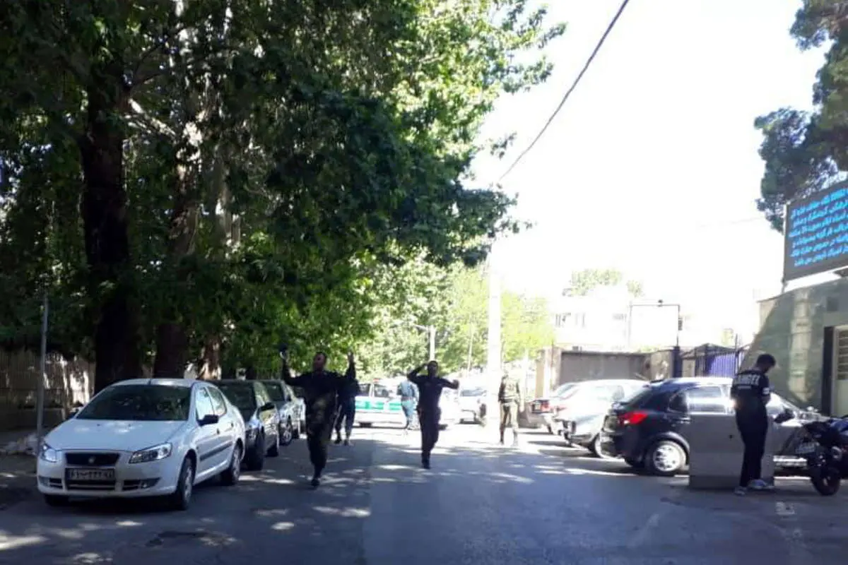 گروگانگیری در اداره اموال تملیکی ایلام