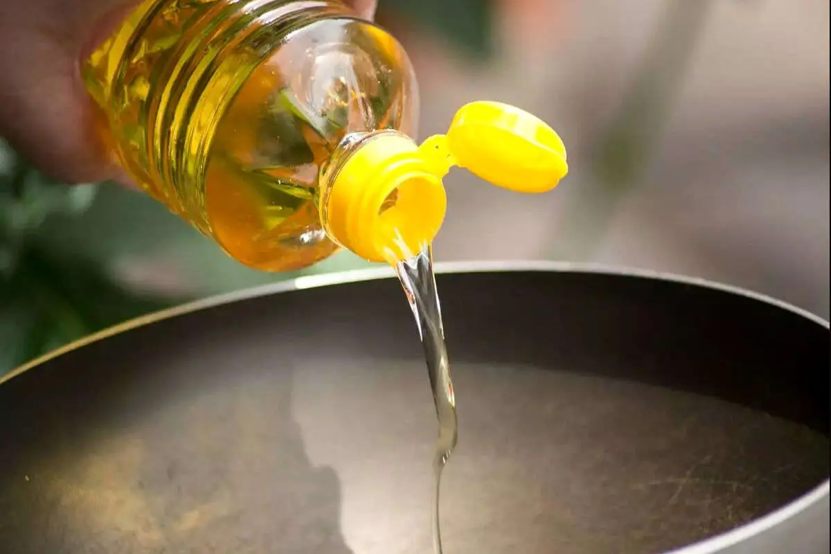 روزنامه دولت: دنیا نصف ایران روغن مصرف میکند