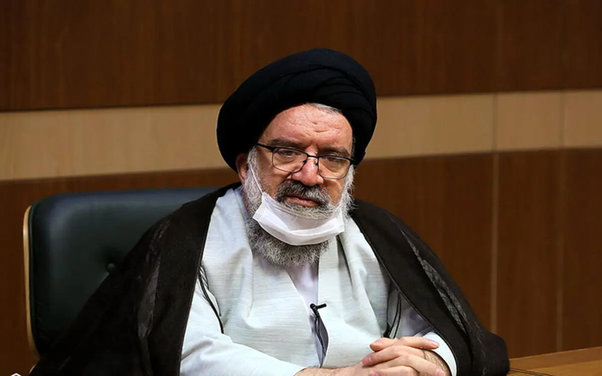 احمد خاتمی: با مردم حرف بزنیم و به آن‌ها بگوییم رنج شما رنج ماست