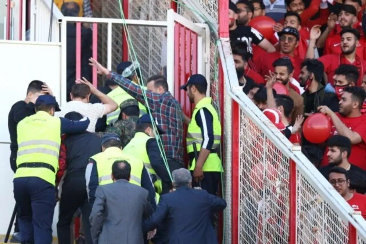 حبس پرسپولیسی‌ها در رختکن یادگار امام