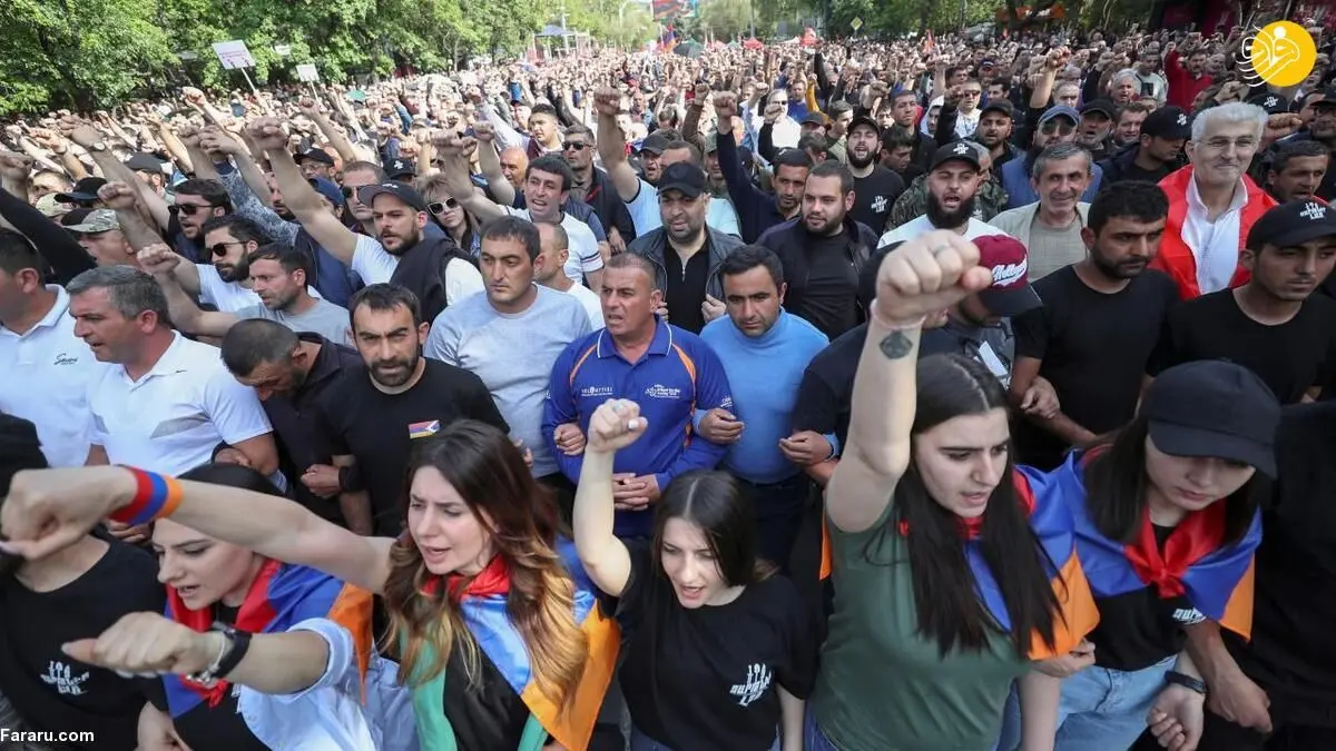 (تصاویر) تظاهرات هزاران معترض به شکست جنگ قره باغ در ارمنستان